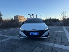 Hyundai Elantra 1.5L CVT 20th Anniversary Edition - фото 2