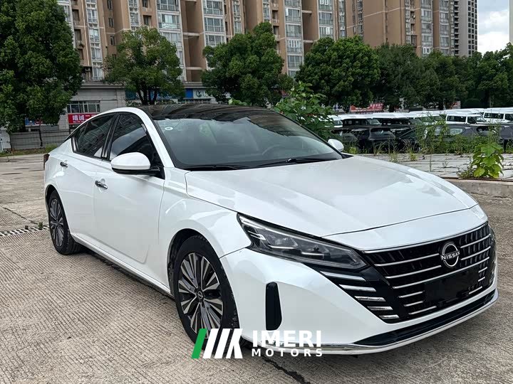 Nissan Teana 2.0L XE Pure Enjoyment Edition - автомобиль из Китая