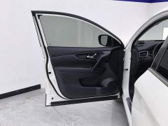 Nissan Qashqai Classic 2.0L CVT XV Comfort Edition - photo 7