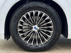 Denza D9 DM-i Smart Driving Edition 1100 Luxury Edition - photo 10