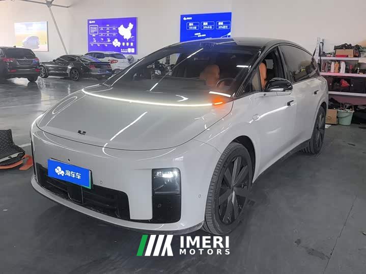 Li Auto i8 Standard Edition - car from China