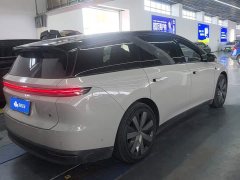 Li Auto i8 Standard Edition - photo 3