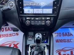 Nissan Qashqai 2.0L CVT XV Premium Luxury - фото 11