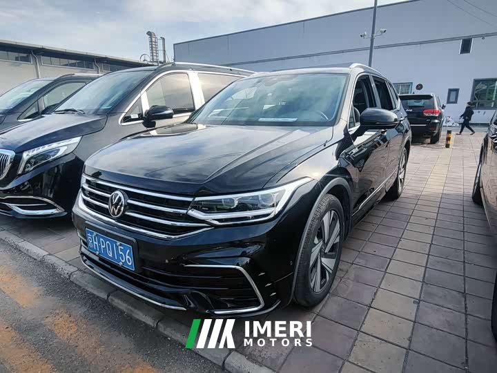 Volkswagen Tiguan L 380TSI Automatic AWD R-Line Comfort 7-Seater - автомобиль из Китая