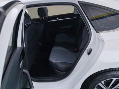 Volkswagen Lavida Facelift 1.5L Automatic Starry Sky 5 Million Edition - photo 11