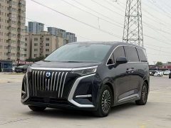 Denza D9 EV 600 AWD Flagship - фото 1