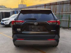 Toyota RAV4 2.0L CVT FWD Fashion Plus - фото 8
