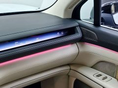 NIO ES8 Six-Seat Executive Signature Edition - ფოტო 10