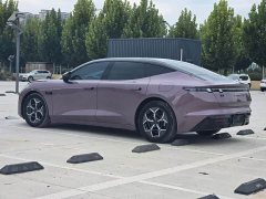 Lynk & Co 10 120 AWD Ultra H5 - ფოტო 6