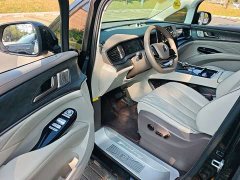 Denza D9 DM-i 1040 Premium - ფოტო 2