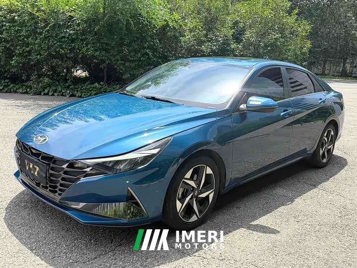 Hyundai Elantra 1.5L CVT Luxury