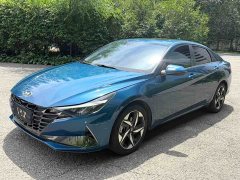 Hyundai Elantra 1.5L CVT Luxury - ფოტო 1
