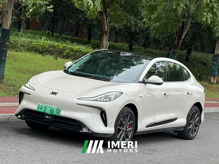 IM Motors Zhiji LS6 Max Ultra High Performance Edition