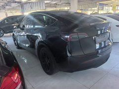 Tesla Model Y Standard Range RWD - фото 4