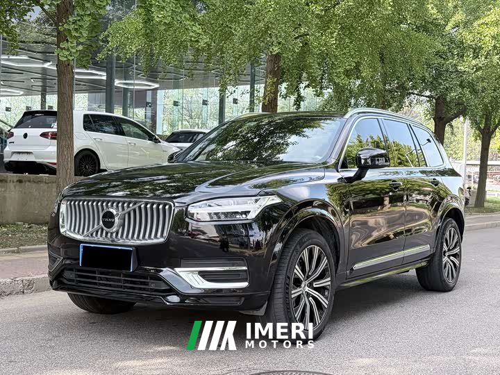 Volvo XC90 B5 Intelligent Luxury 5-Seater - автомобиль из Китая