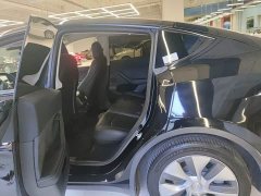 Tesla Model Y Standard Range RWD - фото 6