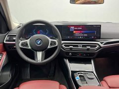 BMW i3 eDrive 35 L - ფოტო 18