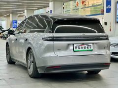 Li Auto i8 Standard Edition - фото 10