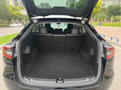 Tesla Model Y Rear-Wheel Drive - фото 12
