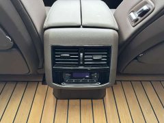Volkswagen Viloran 380TSI Prestige - photo 11