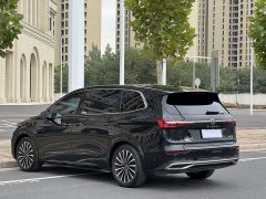 Volkswagen Viloran 380TSI Prestige - photo 17