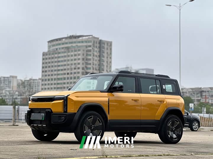 Chery Fengyun X3L 205 Four-Wheel Drive High Performance Edition - car from China