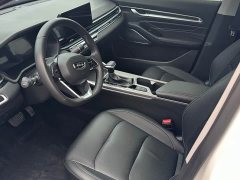 Geely Emgrand 4th Generation 1.5L CVT Luxury - ფოტო 4