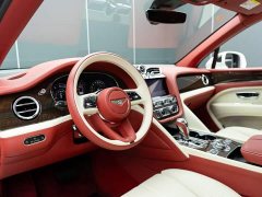 Bentley Bentayga 4.0T V8 Long Wheelbase - ფოტო 10