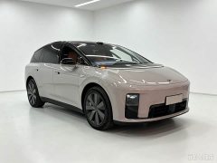 Li Auto i8 Standard Edition - ფოტო 3
