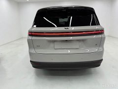 Li Auto i8 Standard Edition - ფოტო 4