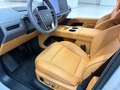 Li Auto i8 Standard Edition - ფოტო 5