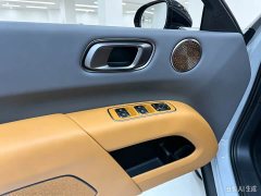 Li Auto i8 Standard Edition - ფოტო 7