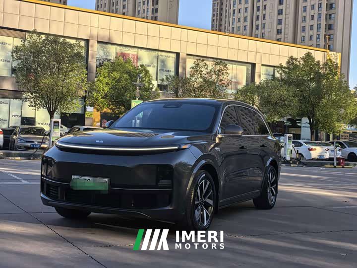 Li Auto L8 Pro