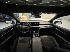 Toyota Camry Hybrid 2.0L HXS Sport Plus - ფოტო 4