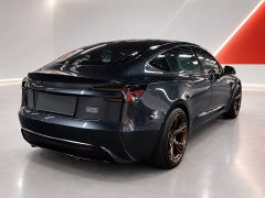 Tesla Model 3 High Performance All-Wheel Drive - ფოტო 6