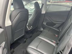 Tesla Model Y Long Range All-Wheel Drive - ფოტო 9