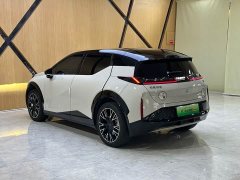 Zeekr X Four-Wheel Drive YOU Edition 4-Seater - photo 19