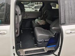 Toyota Gravia 2.5L Hybrid Luxury - фото 11