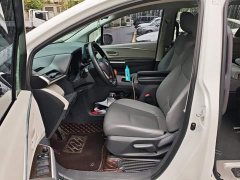 Toyota Gravia 2.5L Hybrid Luxury - фото 9
