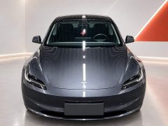 Tesla Model 3 Long Range All-Wheel Drive - фото 2