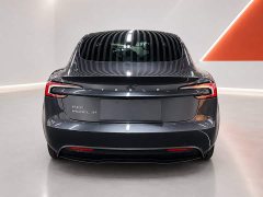 Tesla Model 3 Long Range All-Wheel Drive - фото 5