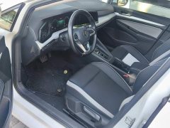 Volkswagen Golf 200TSI DSG Pro - ფოტო 9