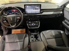 Lincoln Explorer 2.0T Two-Wheel Drive Premium - ფოტო 9