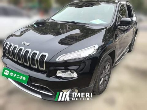 2021 Jeep Liberty Light 2.0L FWD Classic Sport Edition - автомобиль из Китая