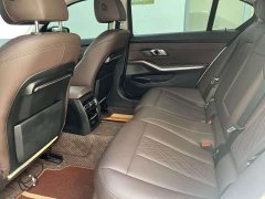 BMW 3 Series 320Li M Sport Package - ფოტო 12