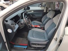 Volkswagen Touareg 300TSI FWD Full Moon Edition - фото 14