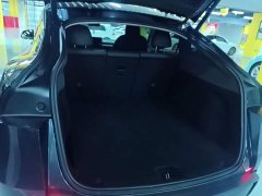 Tesla Model Y Rear-Wheel Drive - ფოტო 18