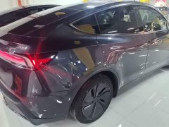 Tesla Model Y Rear-Wheel Drive - ფოტო 6