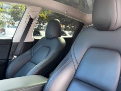 Tesla Model Y Rear-Wheel Drive - ფოტო 11