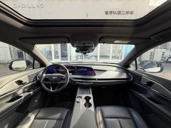 Cadillac XT5 2.0T Luxury - ფოტო 18